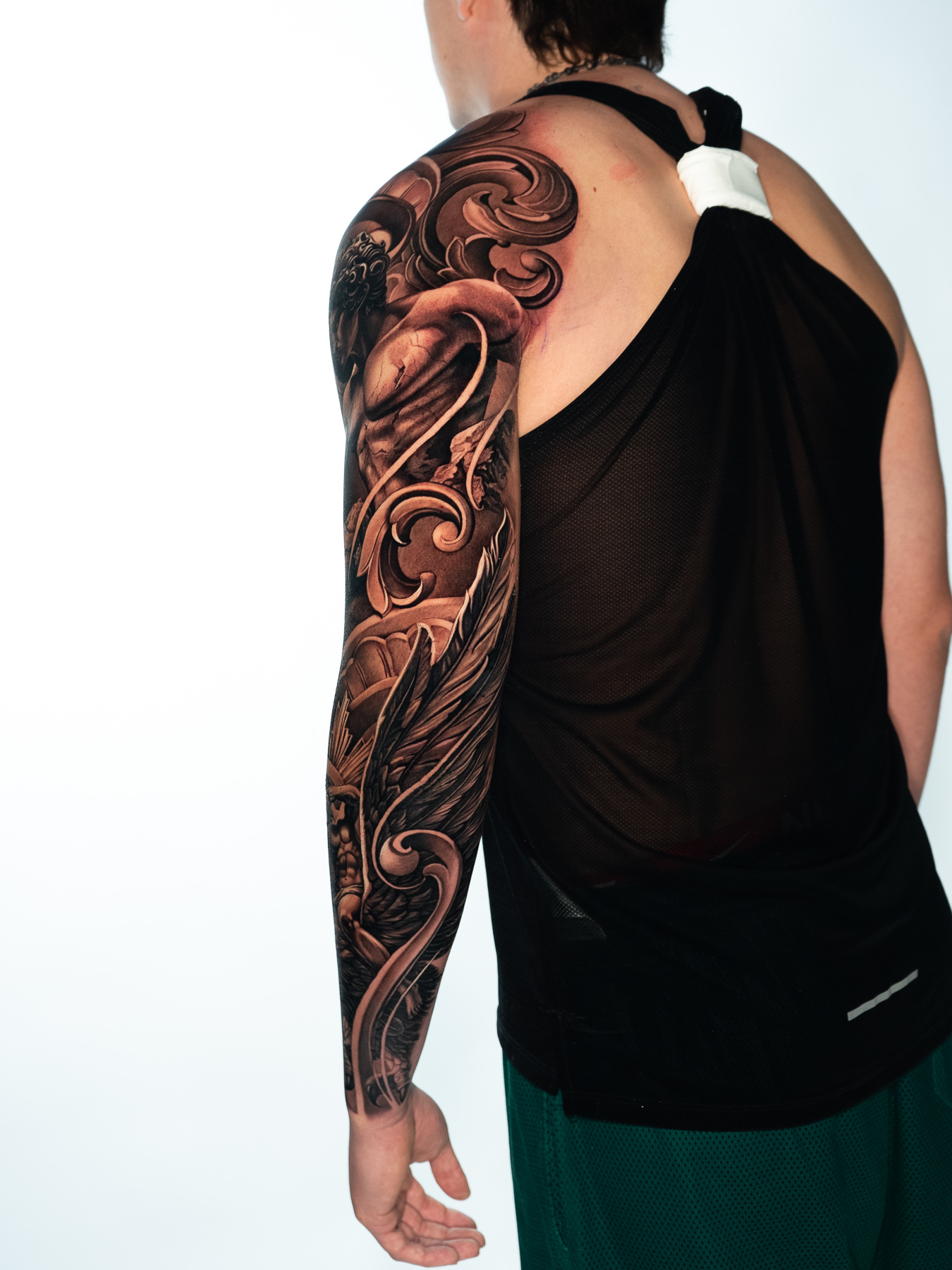 Side view of the upper arm showing the Becoming sleeve’s classical composition